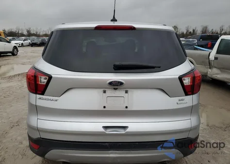 2019 Ford Escape Se from USA, damaged, VIN 1FMCU0GD6KUB10830